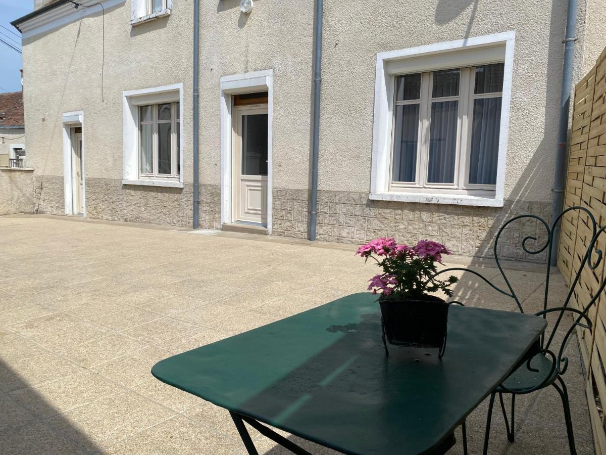 Le Gite De Charline Villa Selles-sur-Cher Esterno foto